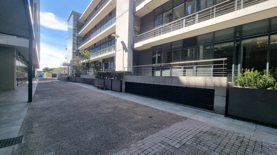 To Let Commercial Property for Rent in Woodstock Western Cape